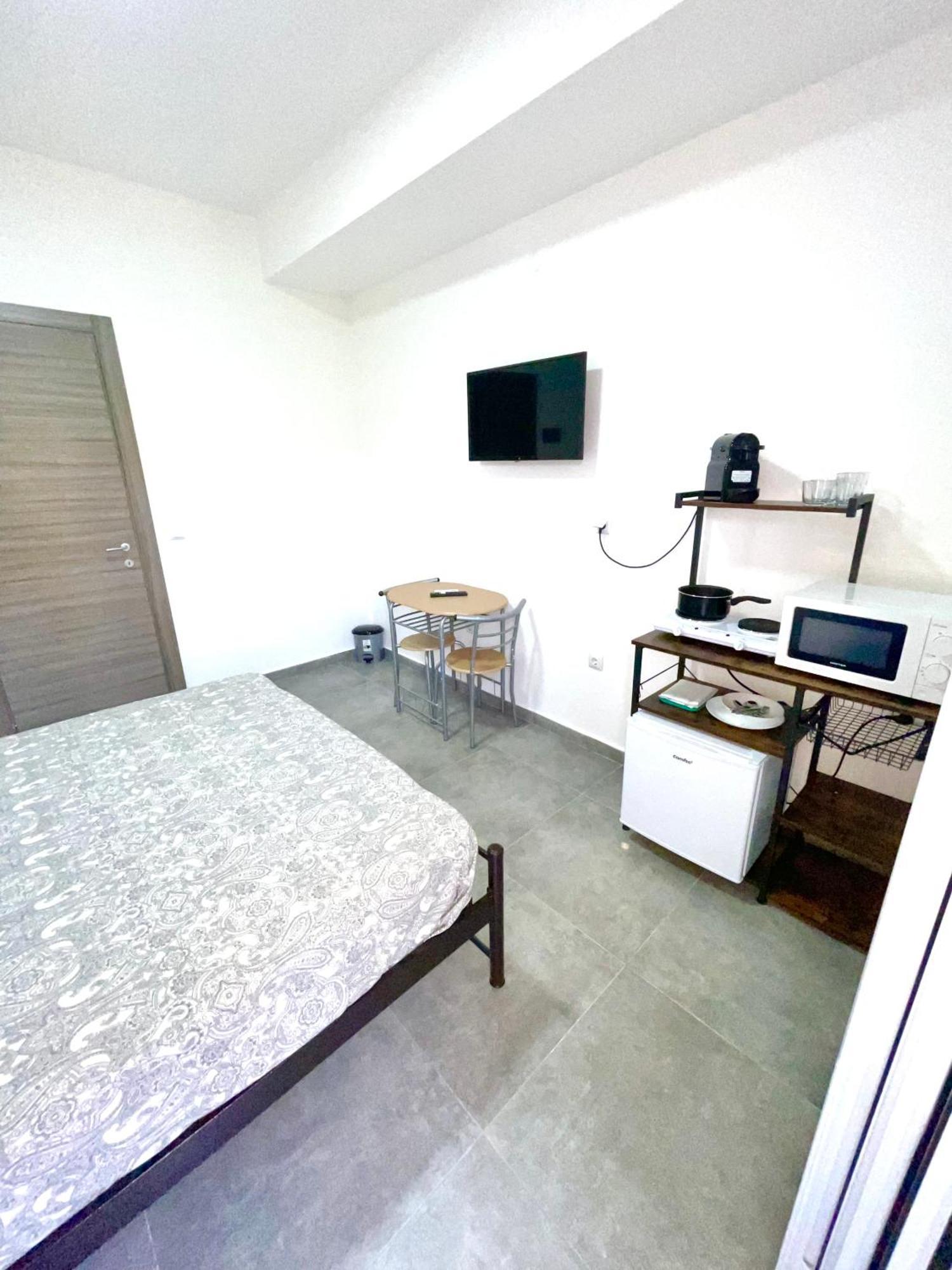Bed And Beach Ypsos Exterior foto